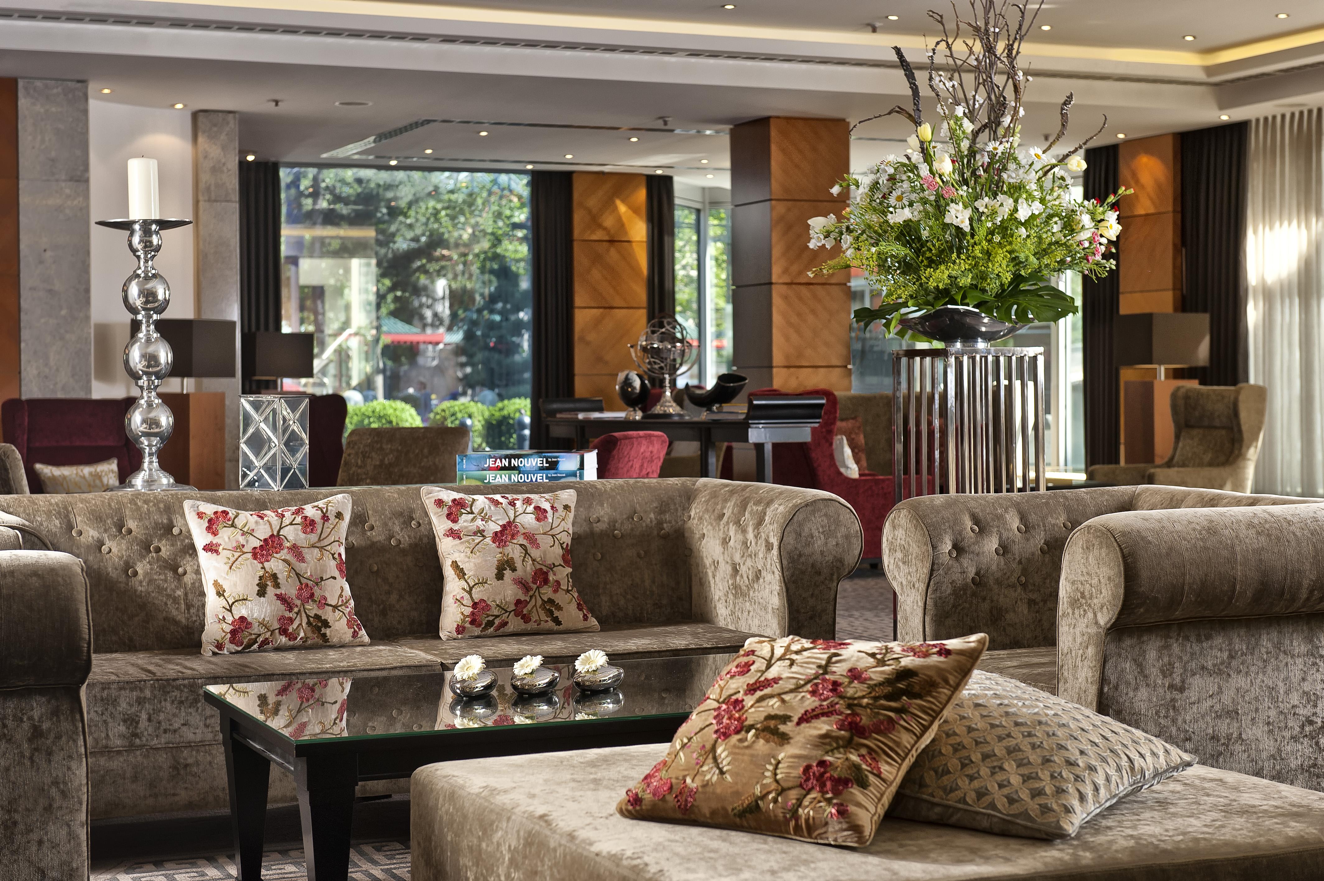 Hotel Palace Берлин Екстериор снимка The lobby