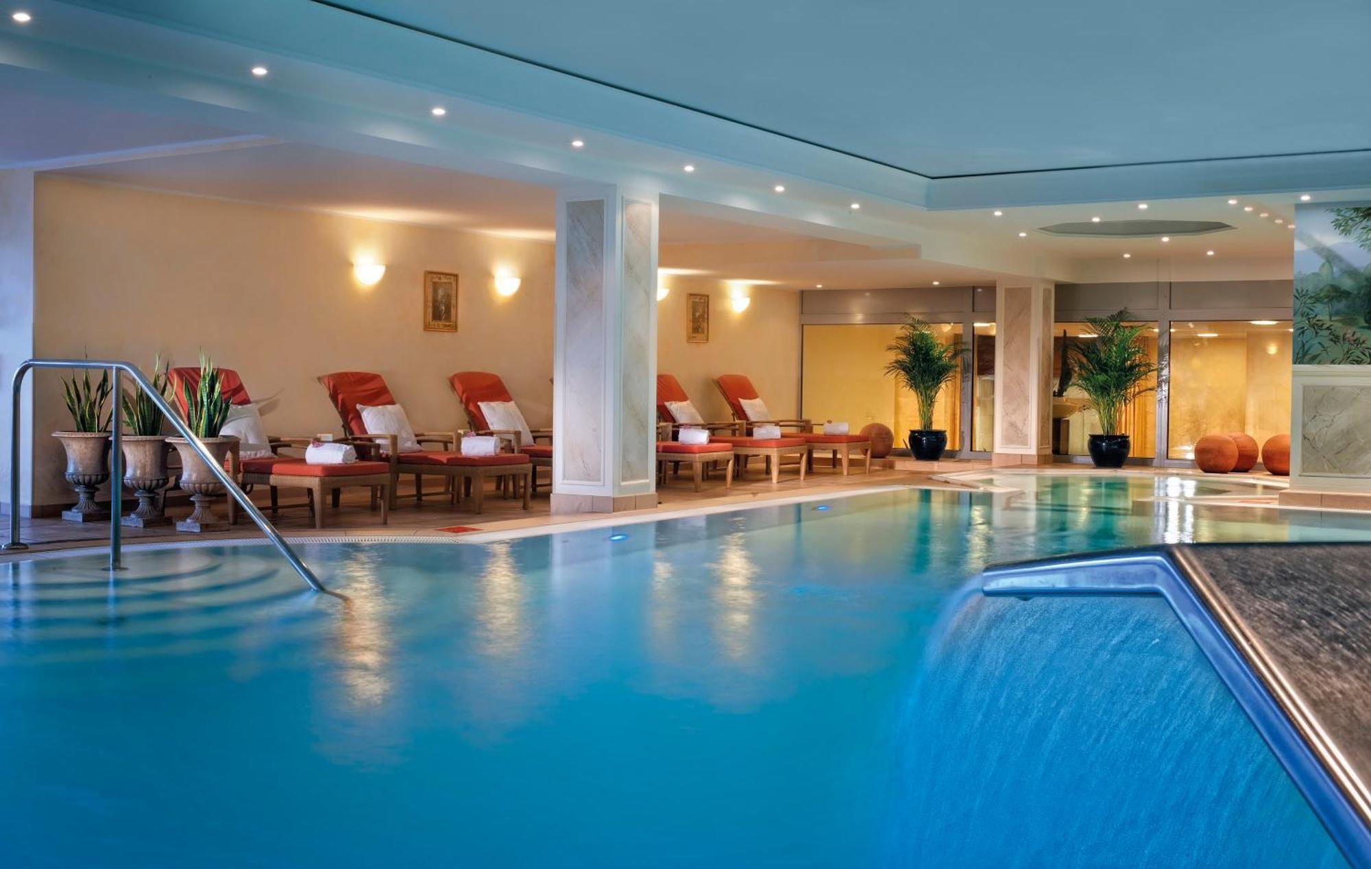 Hotel Palace Берлин Екстериор снимка