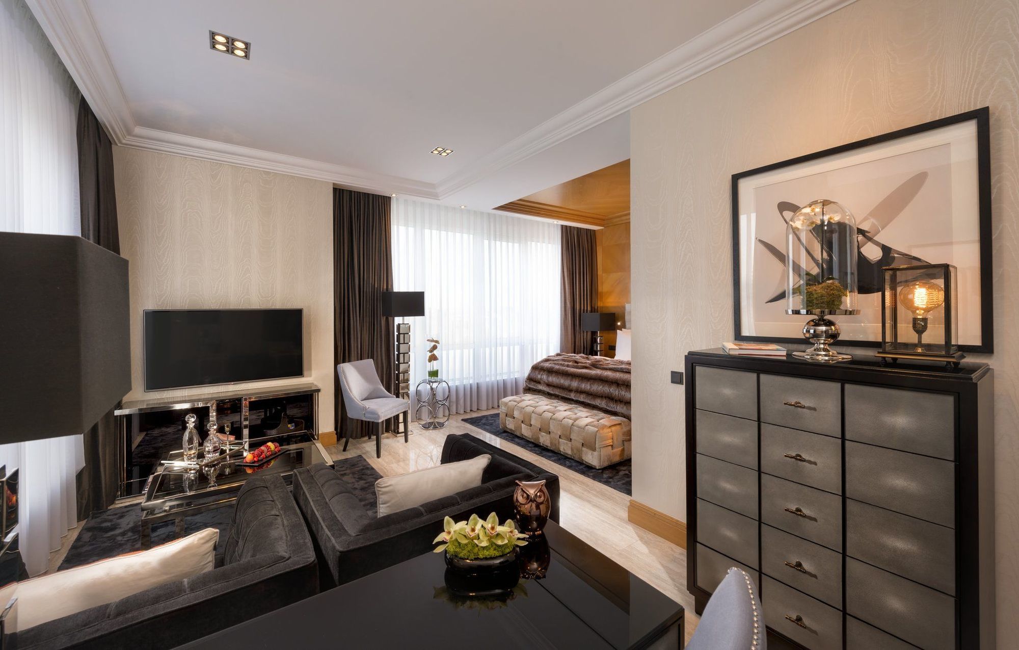 Hotel Palace Берлин Екстериор снимка A suite at the Mandarin Oriental, Munich